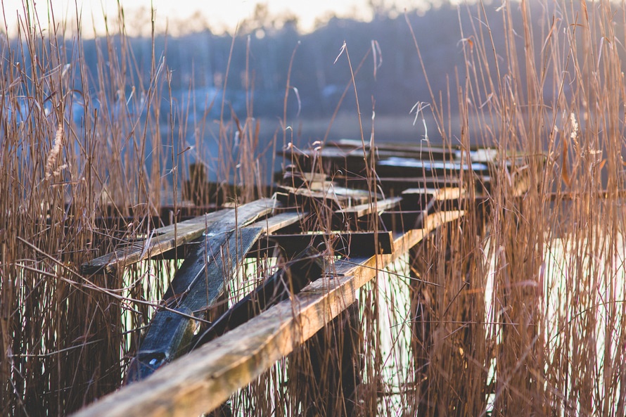 wood-broken-lake-pier-large